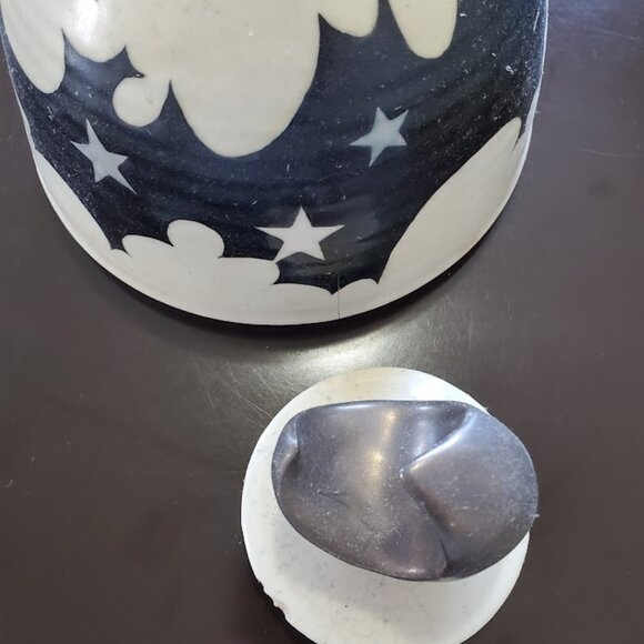 Moon - Art Deco Pottery, Porcelain by Thomas Hubert - Picture 3 of 6